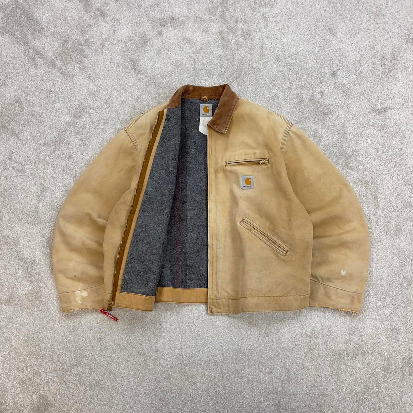 Vintage tan Carhartt Detroit jacket XL blanket lined boxy cropped fit