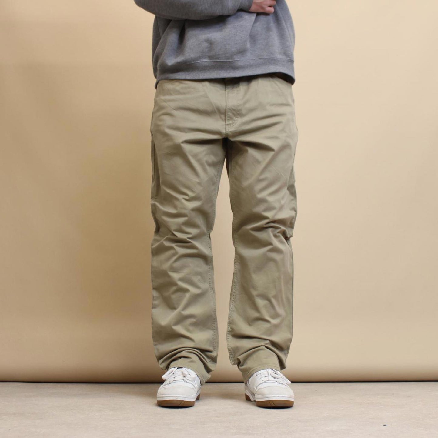 Wrangler pants W40L32 straight fit skater style trousers