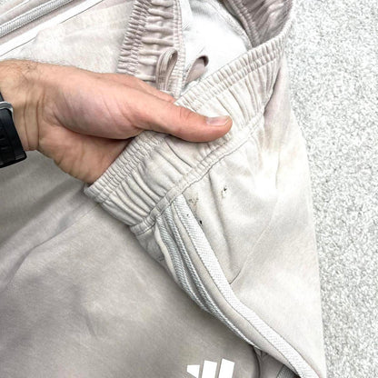 Y2k 00s Adidas joggers stripes S loose beige sweatpants side stripes gym wear