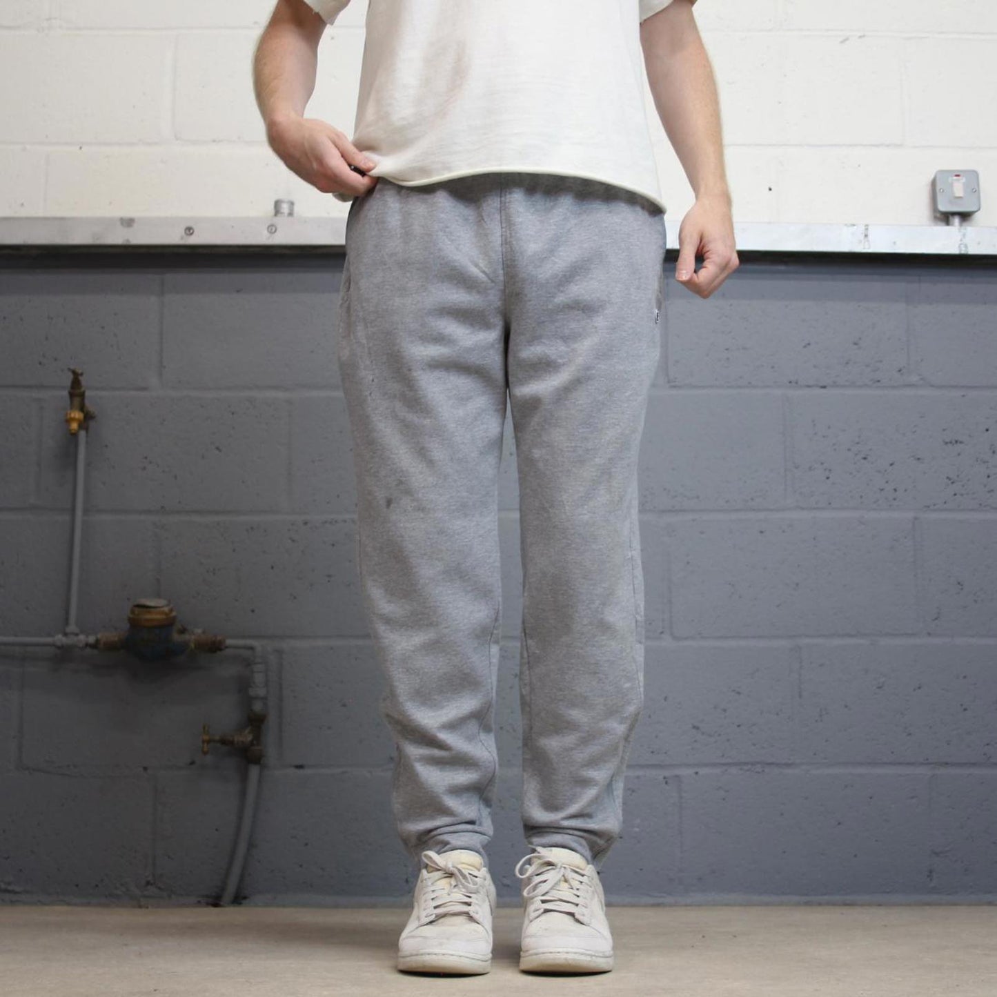 Y2k grey Champion joggers L mens gym comfy sweatpants embroidered logo