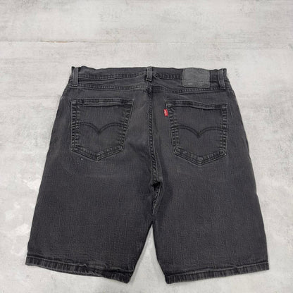 Mens Levi’s 505 jorts W34