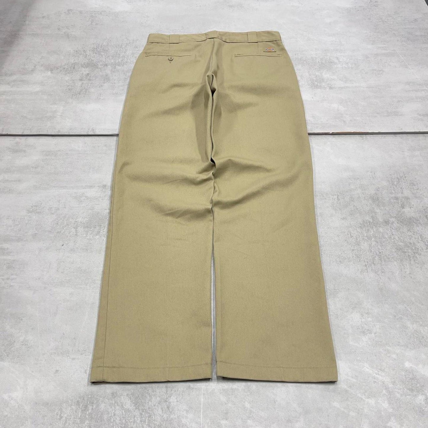 Dickies pants W33L32 khaki loose twill chino style skater pants
