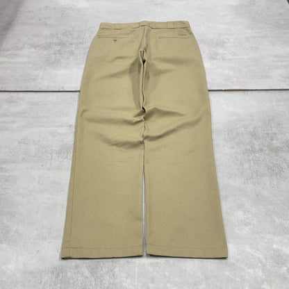 Dickies pants W33L32 khaki loose twill chino style skater pants