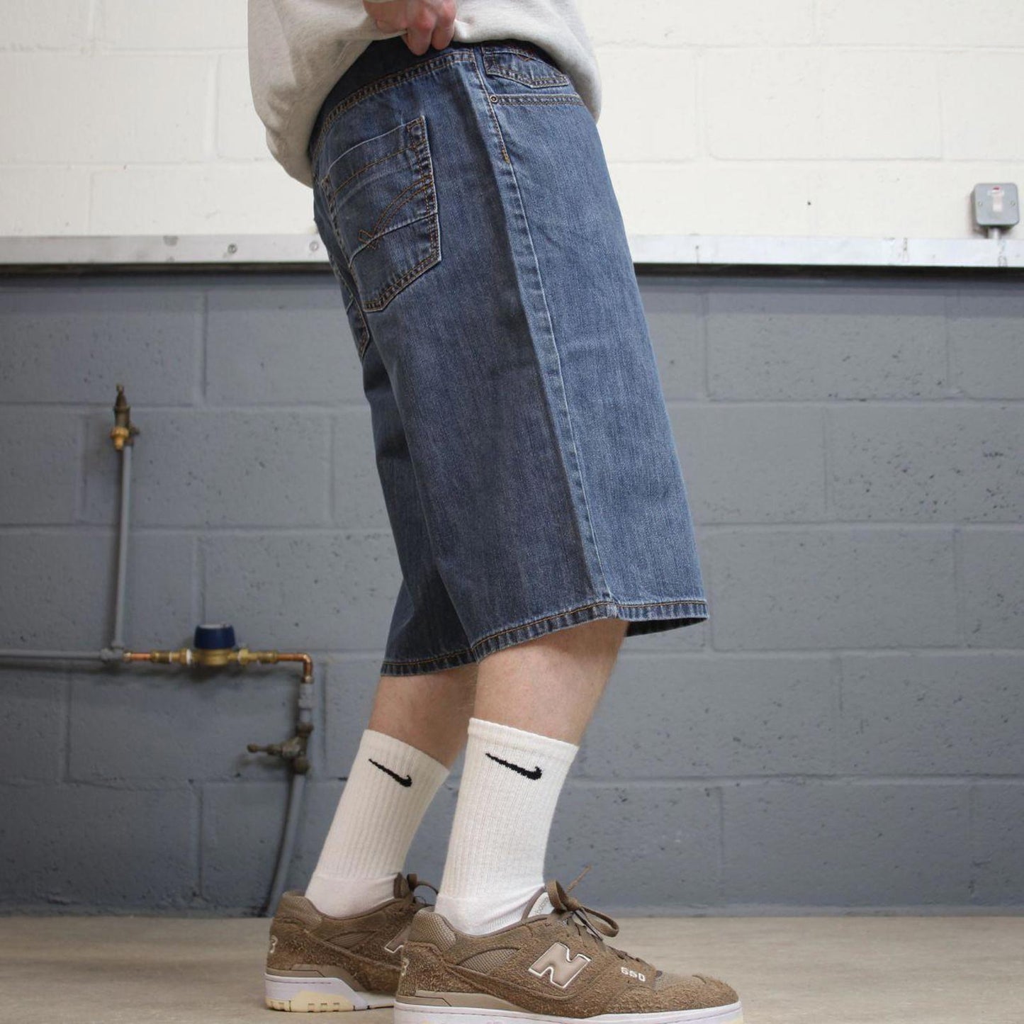 Y2k baggy embroidered Ecko Untld shorts skater style blue Long wide leg denim summer festival jorts