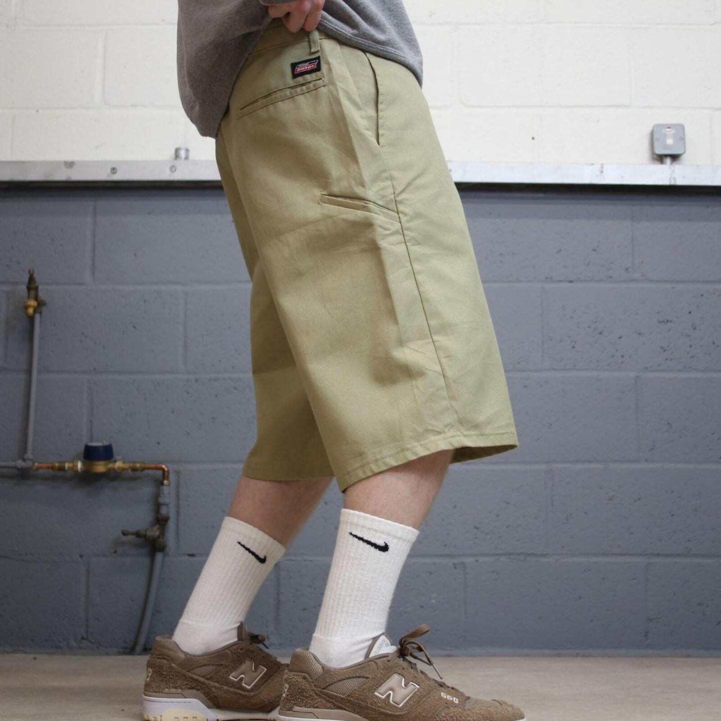 Dickies baggy Y2k W36 carpenter shorts khaki Twill style chino skater shorts long wide leg festival