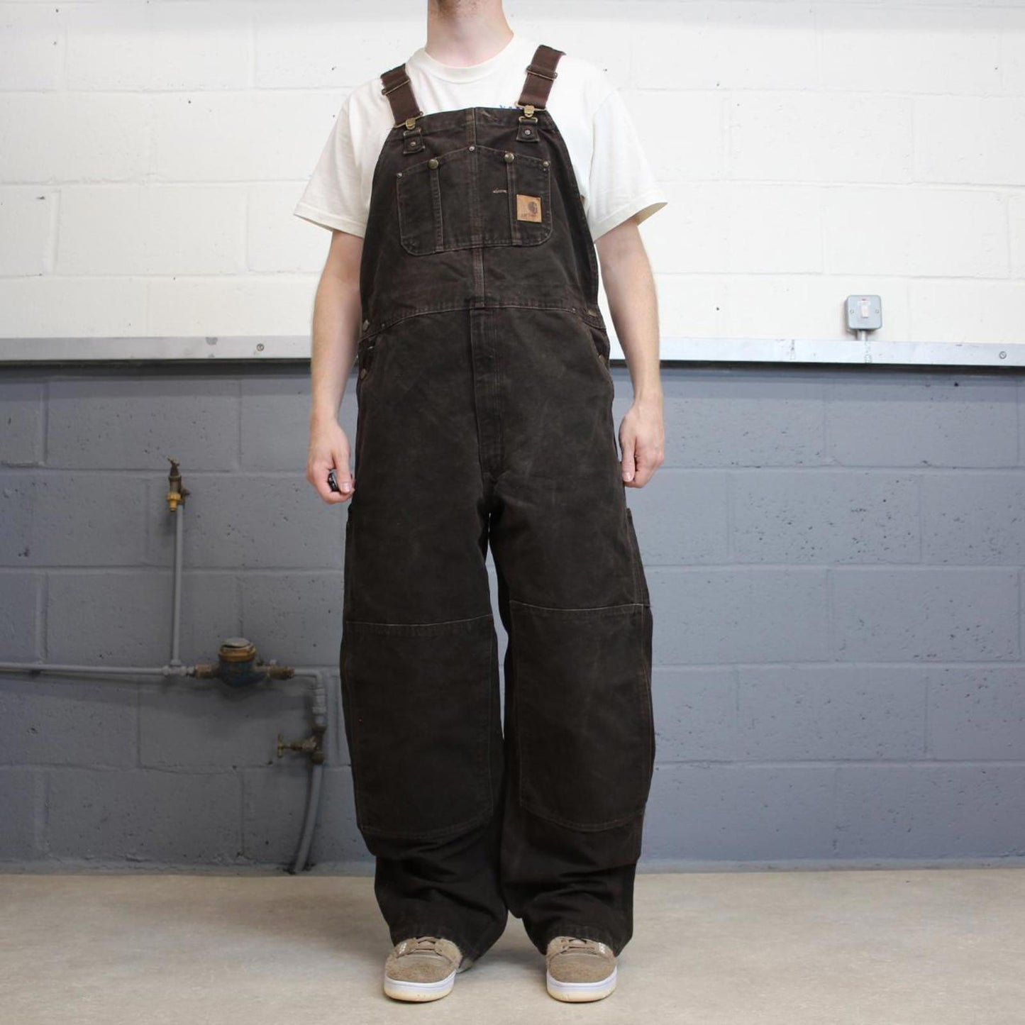 Brown Carhartt dungarees W40L32 mens canvas overalls utility worker