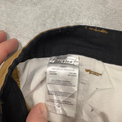 Tan Dickies cargo shorts W44