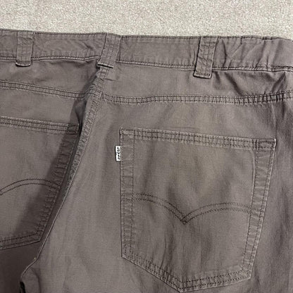 Levi’s cargo pants y2k grey W36L30 Straight leg work pants, white tab logo