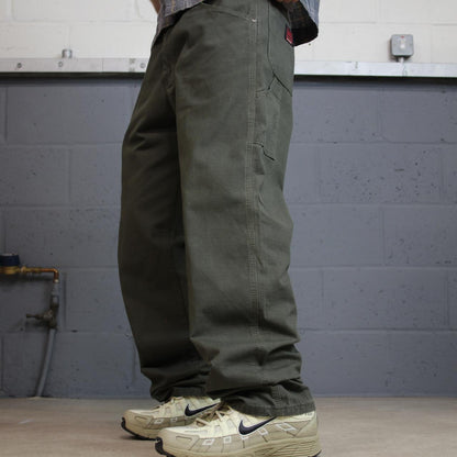 Wrangler carpenter jeans y2k green W32L32 Loose leg skater style workwear utility cargo trousers