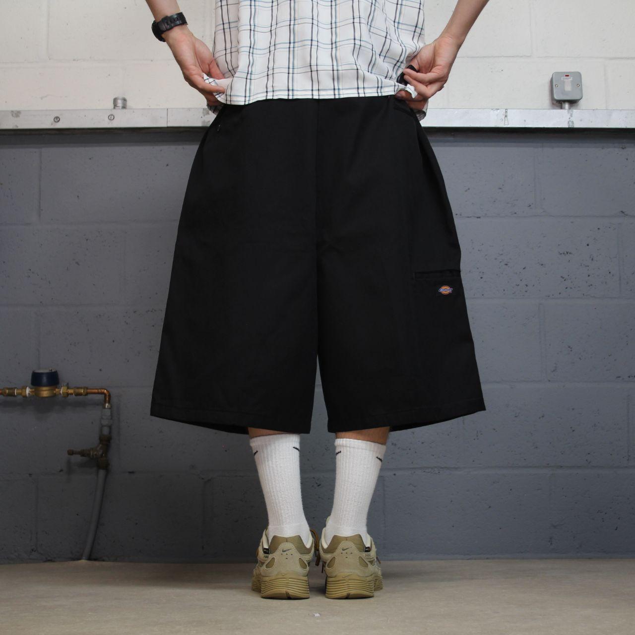 Dickies extra baggy chino shorts carpenter black
