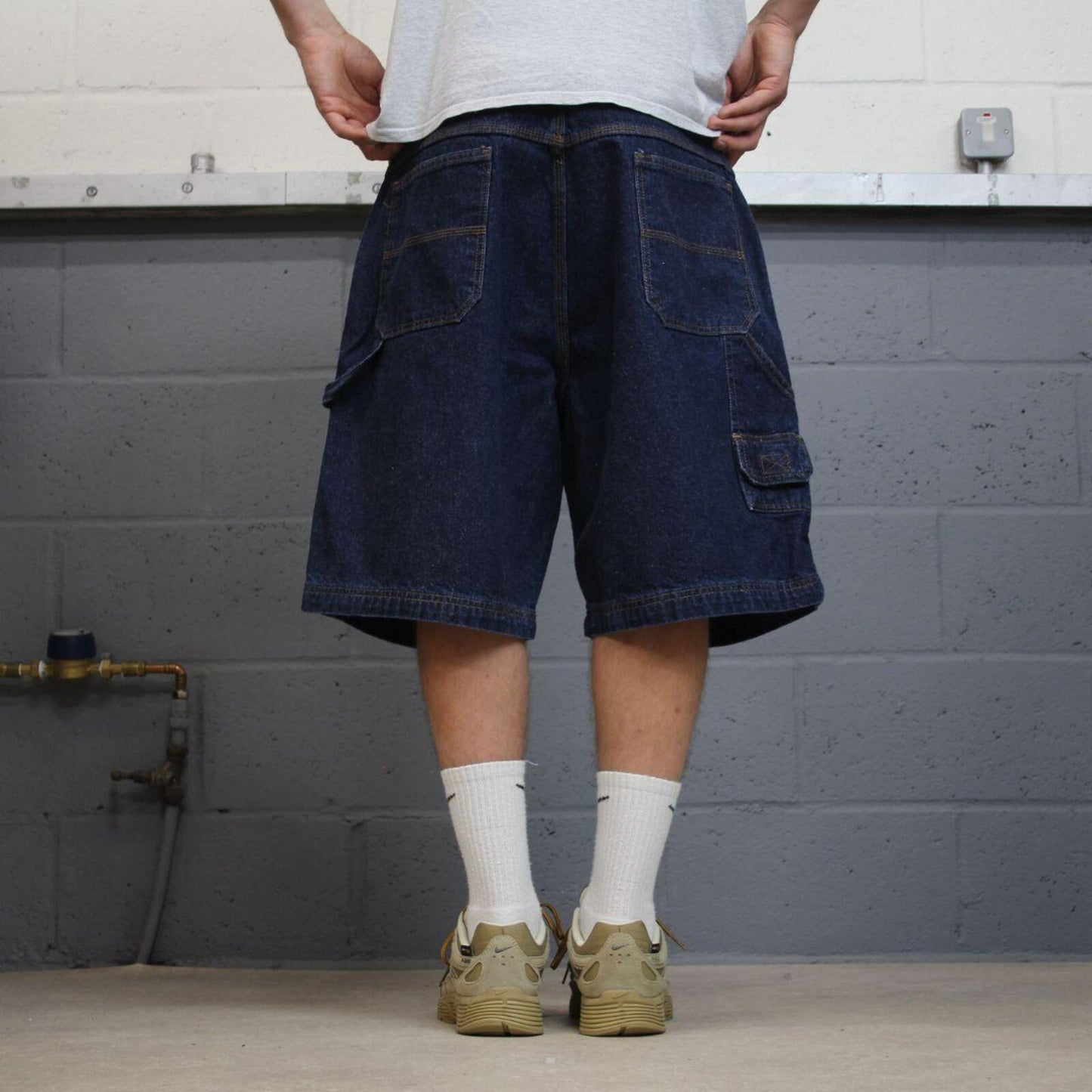 Baggy denim shorts carpenter blue Faded Glory skater style summer festival cargo jorts