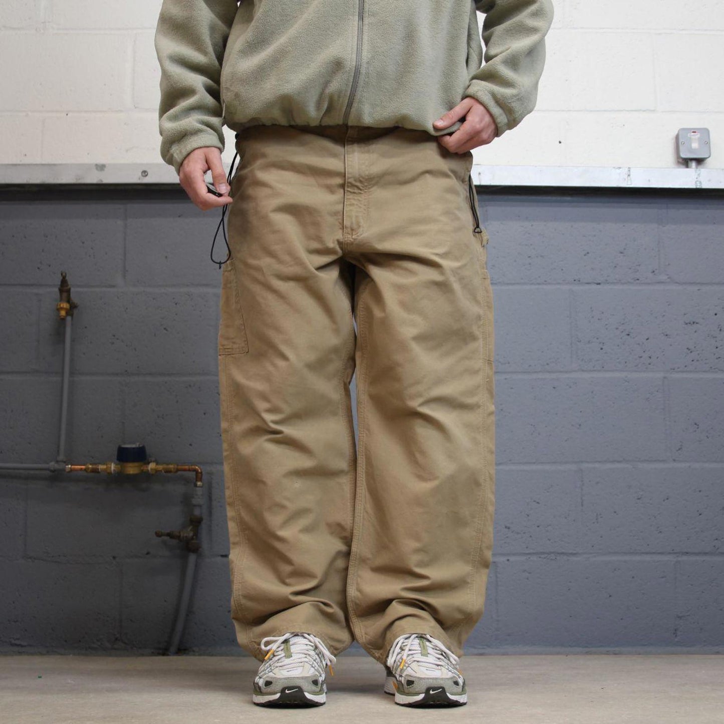 Y2K baggy Carhartt carpenter pants tan brown Loose leg canvasy skate style workwear cargo pants