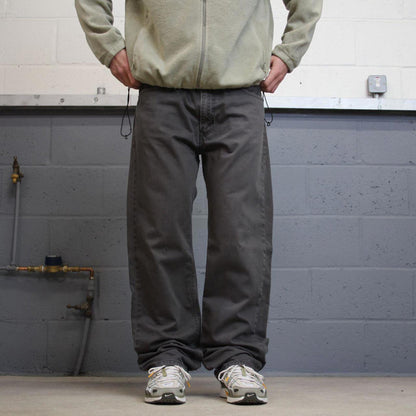 Y2K 00s Levi’s 505 jeans grey Straight leg denim pants red tab logo