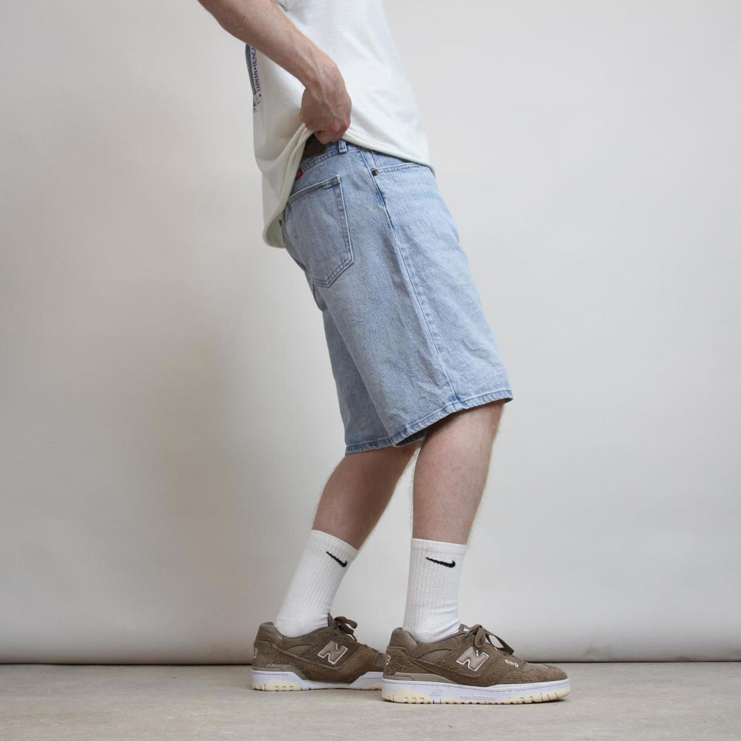 Blue Wrangler jorts W34