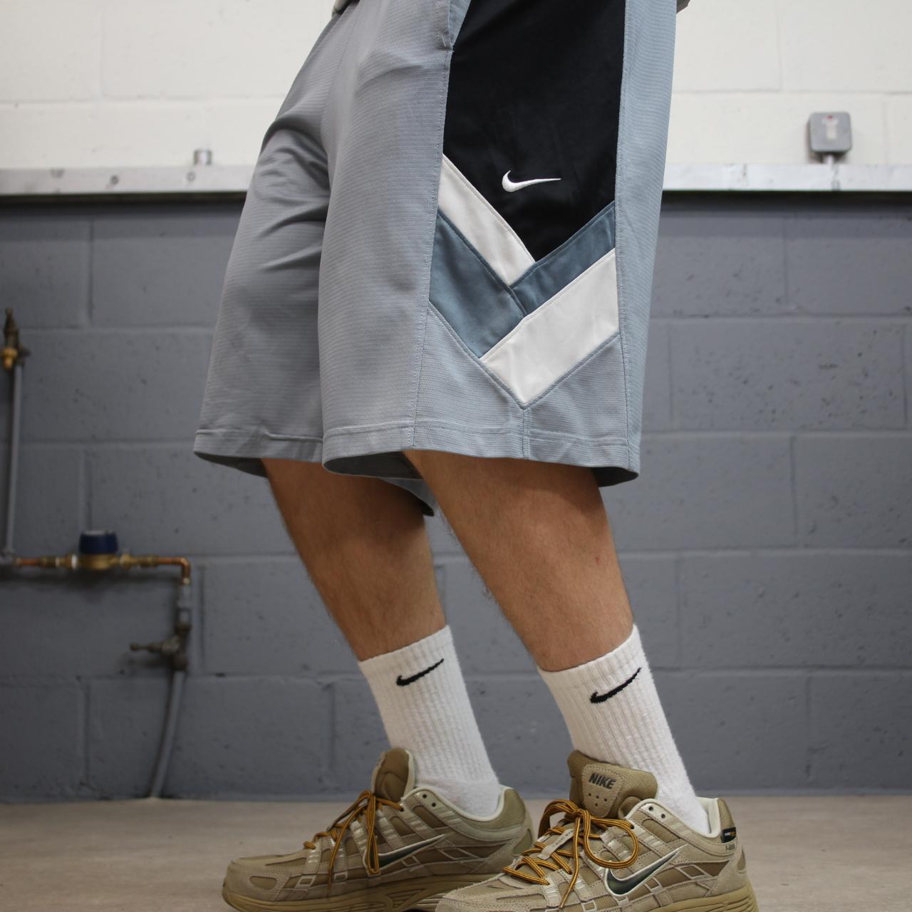 Nike sports shorts y2k grey Dri-fit comfy loose floaty summer gym shorts