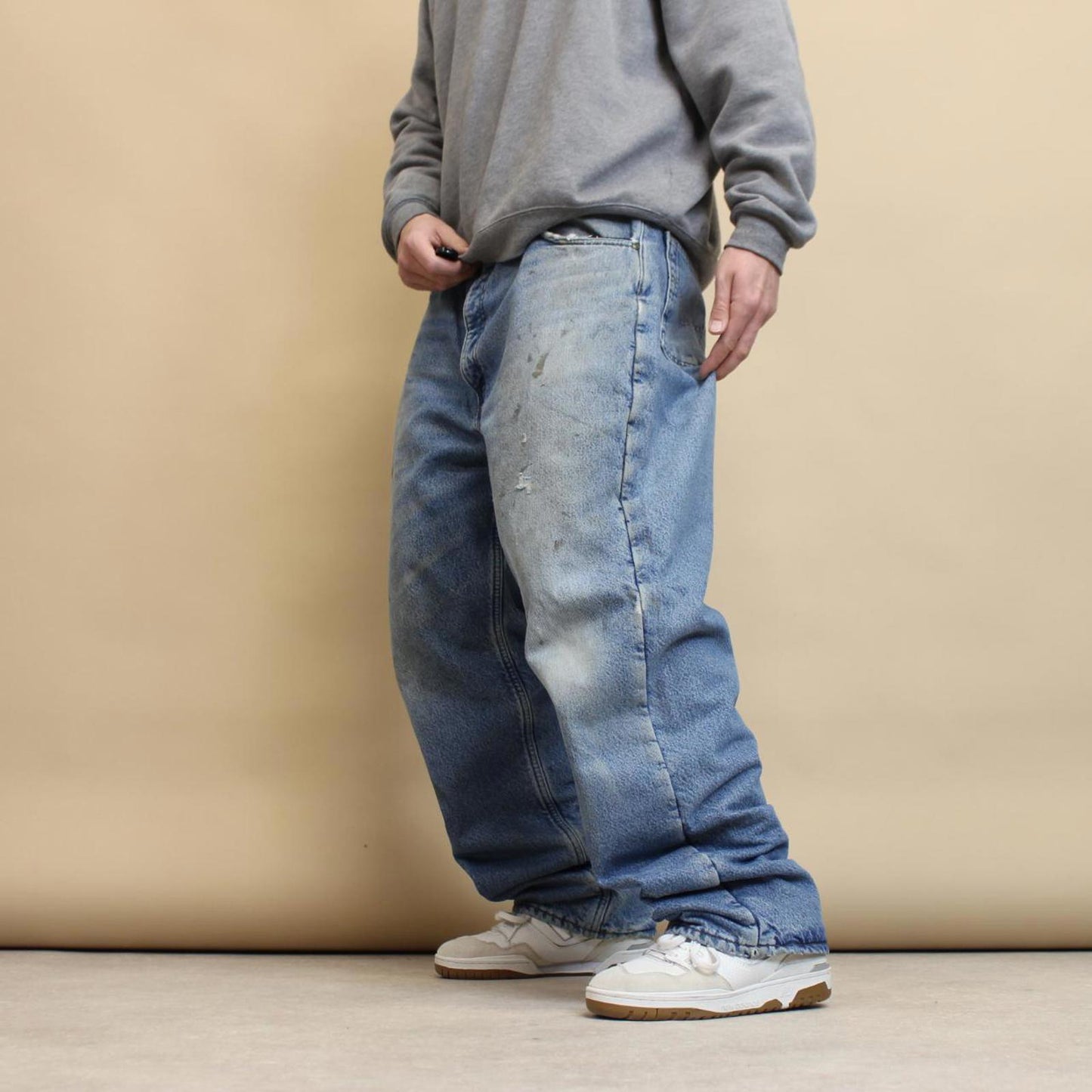 Blue Carhartt jeans W40L32 loose 90s style fleece lined denim pants skate style