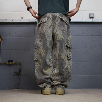 Vintage Liberty baggy camo cargo pants khaki Loose leg camouflage Y2K hunting style trousers