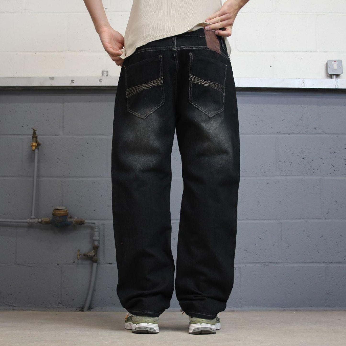 Black RK jeans W38L32 loose Y2K style hip hop embroidered design