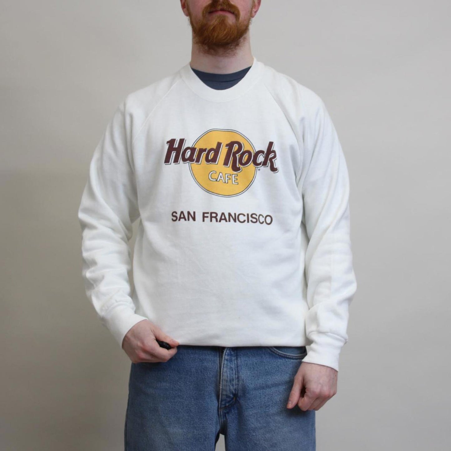 Y2K Hard Rock Cafe sweatshirt L White Pullover jumper print logo