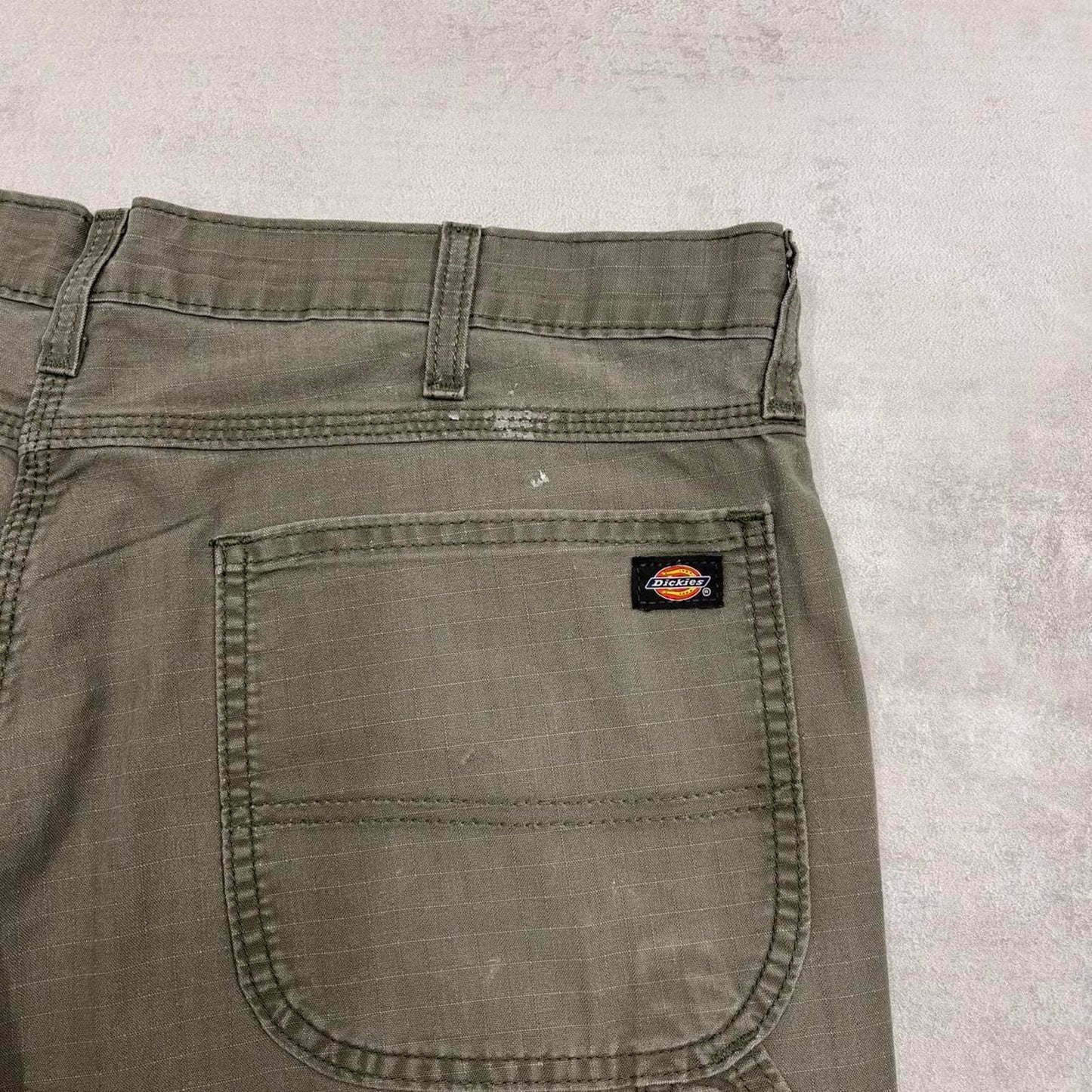Mens Dickies carpenter shorts W36