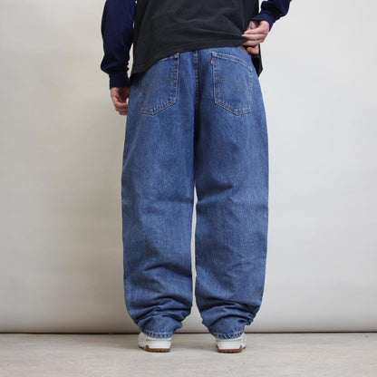 Blue Levi's 550 jeans W40L34