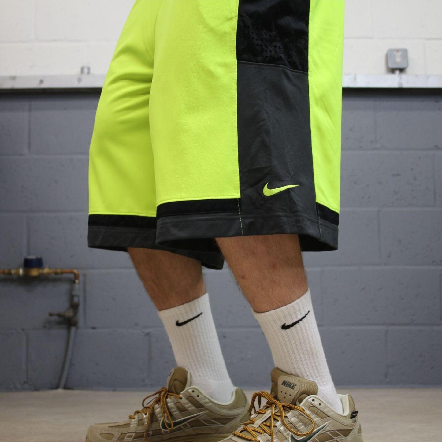 Baggy Nike sports shorts y2k green Basketball style comfy loose floaty summer gym shorts