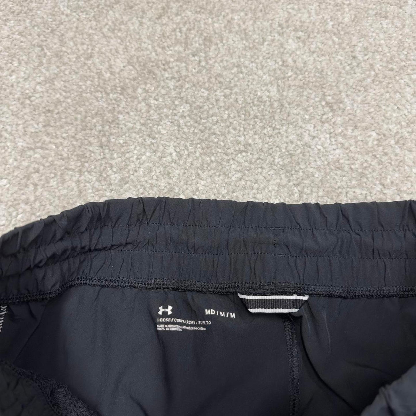00s Under Armour tracksuit bottoms y2k M black joggers print logo gym wear trackies