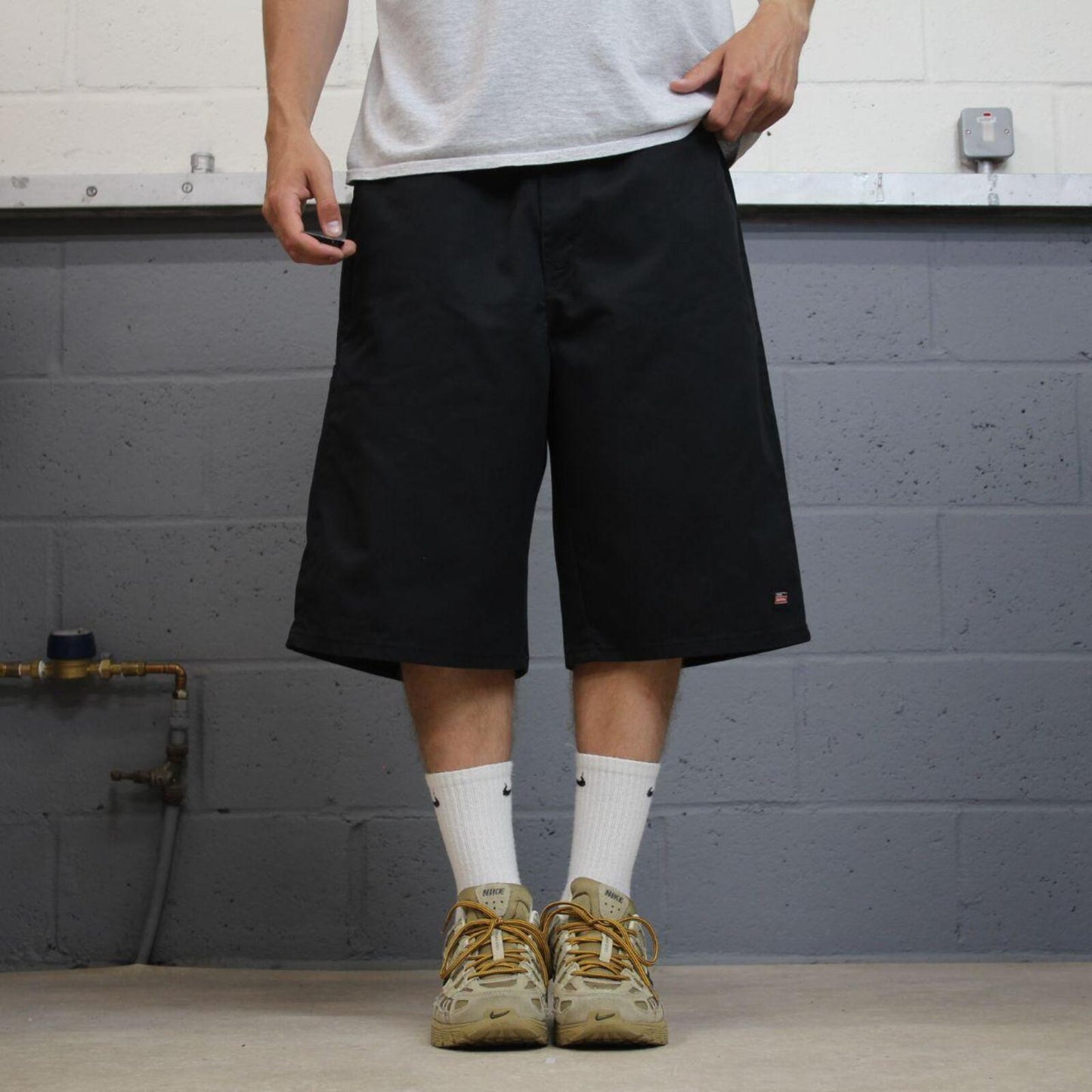 Dickies baggy chino shorts carpenter black Chino style skater shorts long wide leg festival