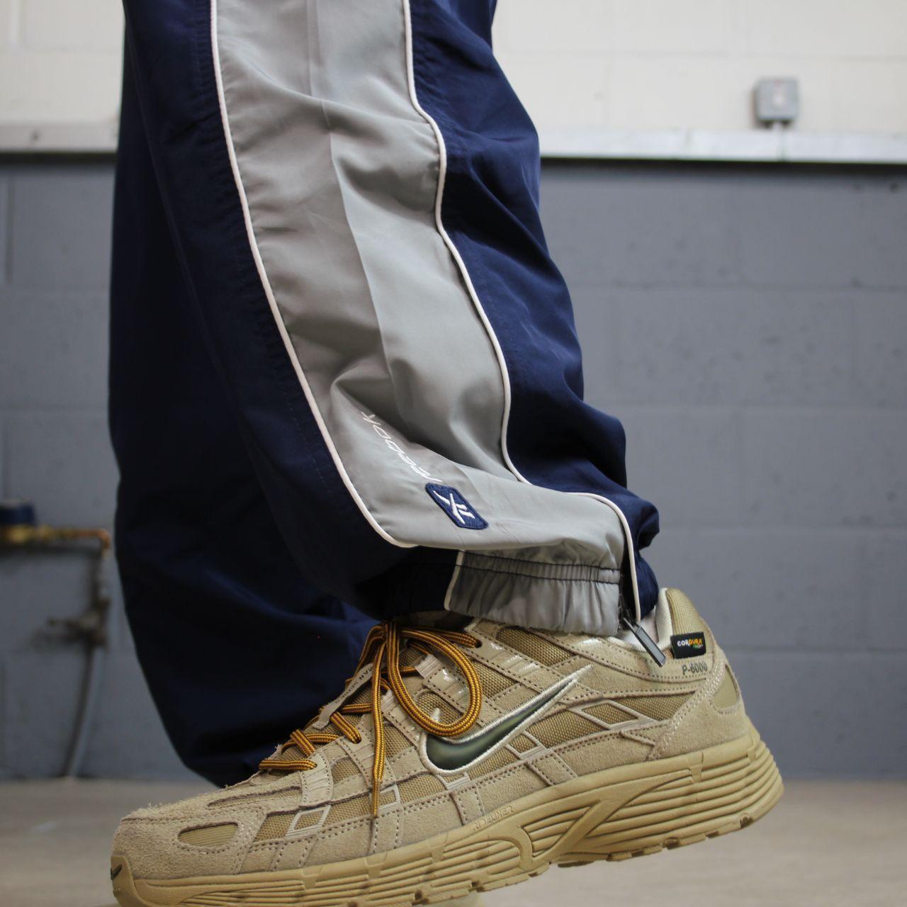 Baggy Y2K Reebok tracksuit bottoms black navy XL Loose lined casual 2000s style track pants