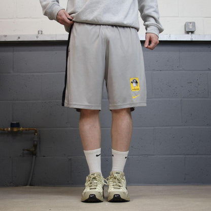 Loose Nike sports shorts y2k grey Casual style comfy loose floaty summer gym shorts