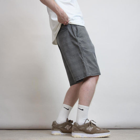 Baggy Wrangler carpenter shorts W34