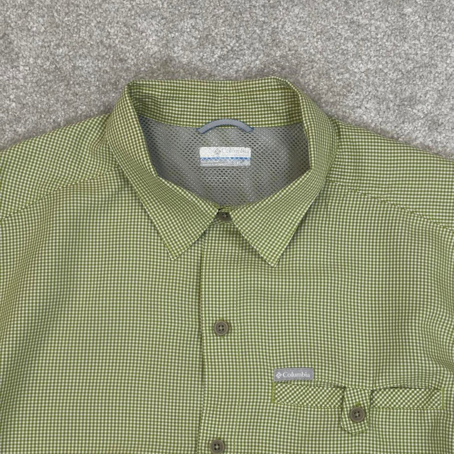 Green checkered Columbia technical shirt XL men's short sleeve button up autumn y2k style