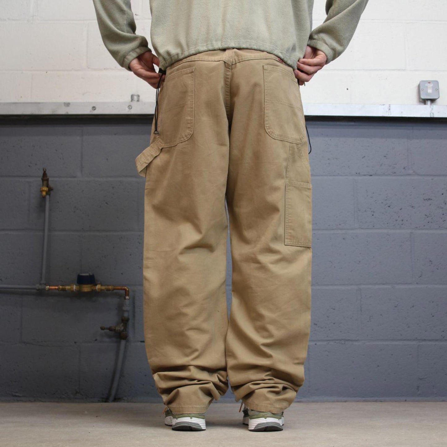Y2K Wrangler carpenter pants loose fit tan Loose skater style cargo work pants