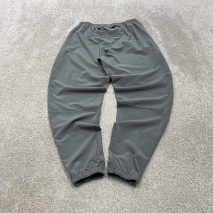 00s y2k Nike tracksuit bottoms Dri-Fit grey Medium sportswear track pants gym wear