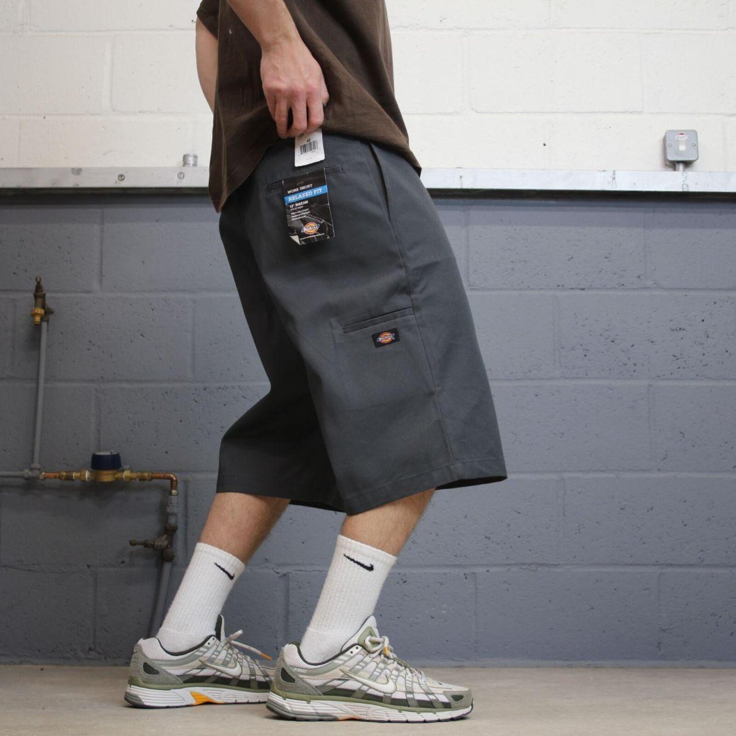 Y2K Dickies baggy cargo shorts skater style grey W40 Loose chino style shorts
