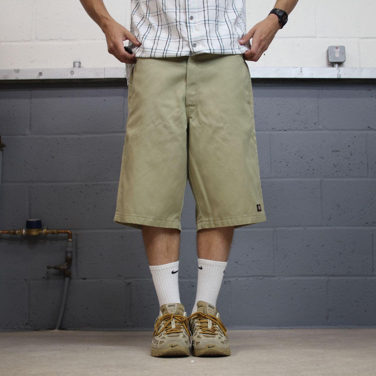Dickies carpenter chino shorts relaxed khaki Chino style skater shorts loose leg festival