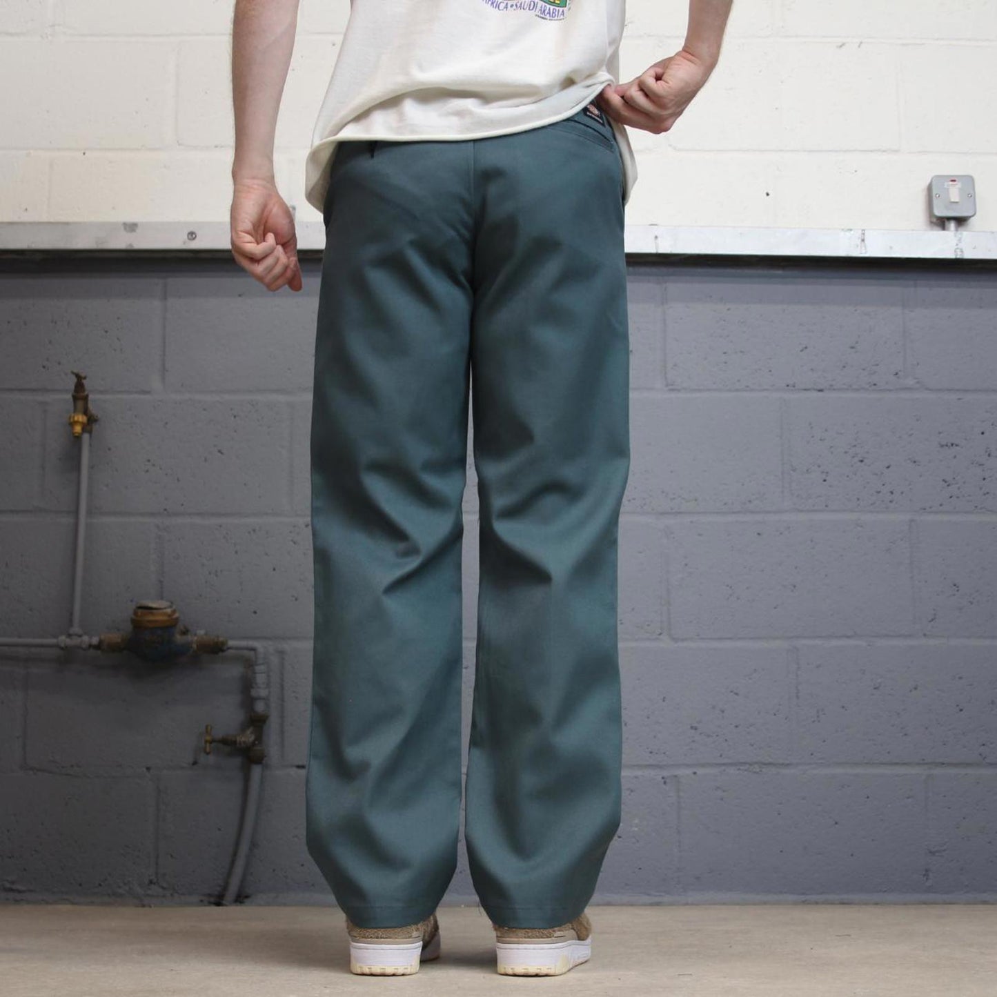 Teal Dickies skateboarding pants W30L32 twill chino style skater pants