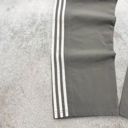 Grey Adidas tracksuit bottoms Medium y2k style sportswear cargo track pants