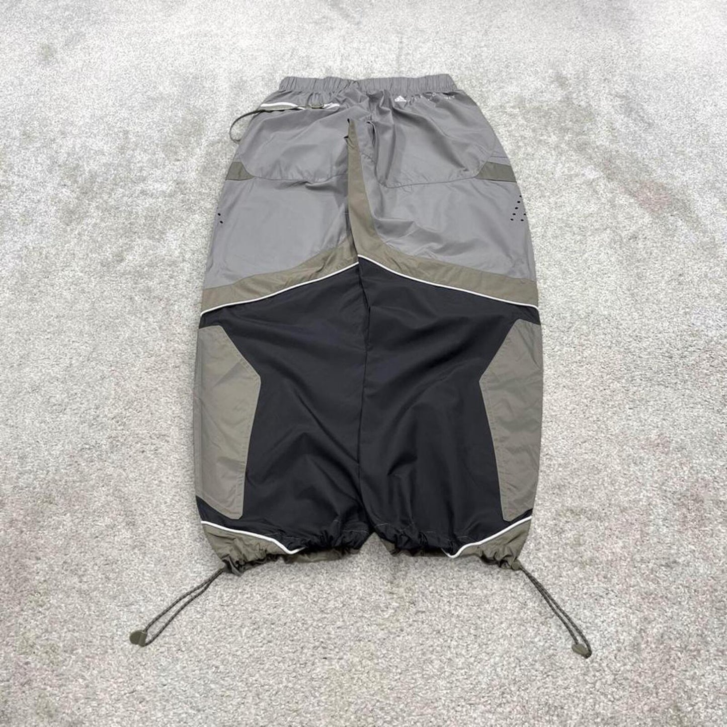 Adidas Stella McCartney tracksuit bottoms grey khaki Loose paneled unlined track pants adjustable