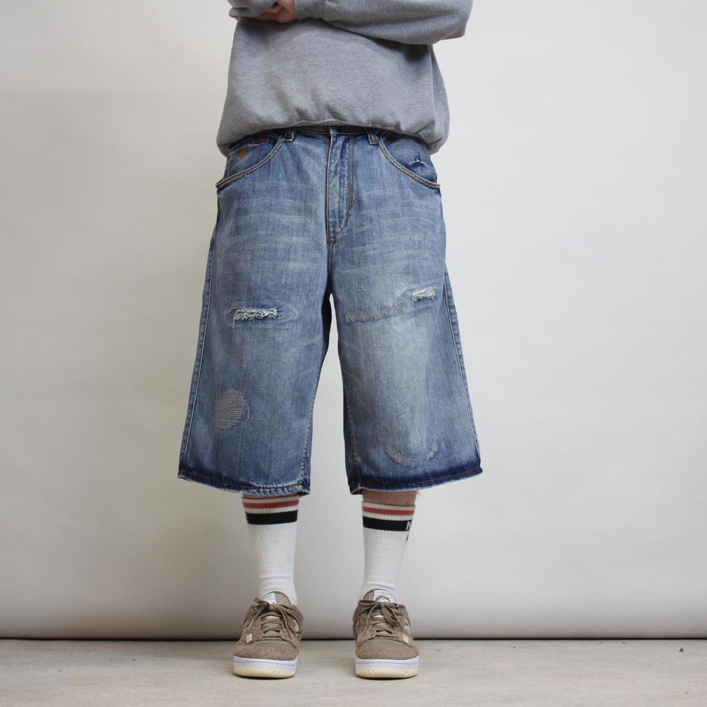 Baggy Rocawear denim shorts W34 long denim rap skater style 90s shorts