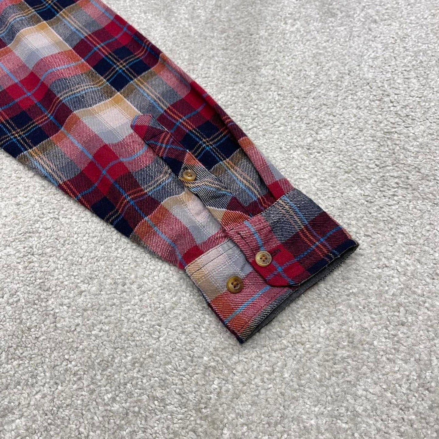 Y2K Dravus checkered plaid flannel shirt red Long sleeve check button down
