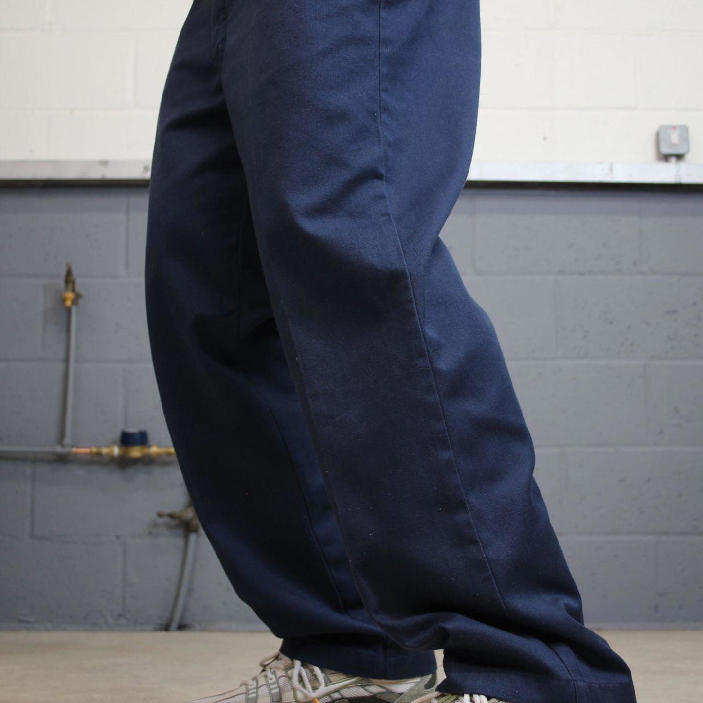 90s Dickies work skate pants W38L30 navy twill chino 90s skater style workwear trousers