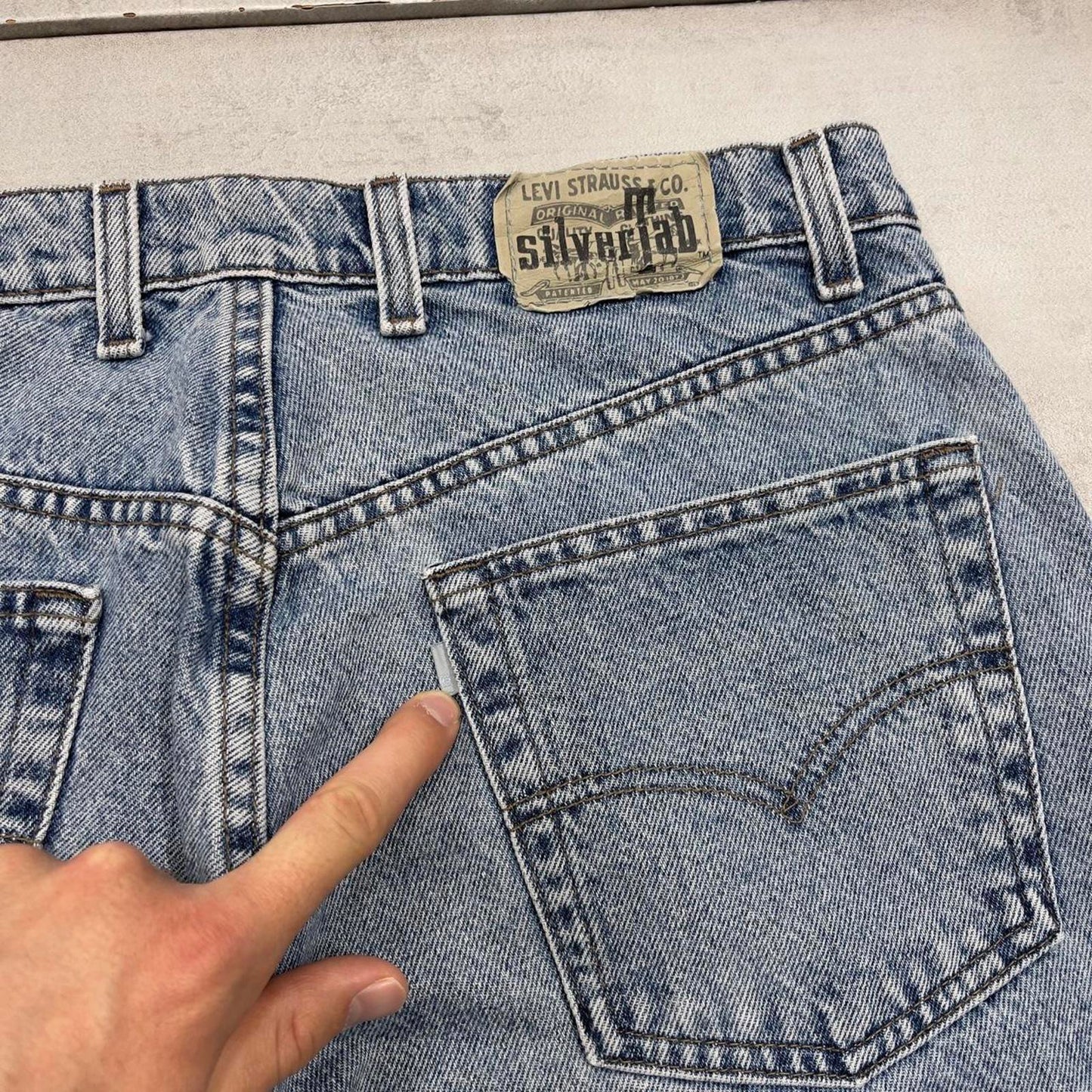 Vintage Silver Tab Levi's baggy jorts W36 loose denim 90s skater shorts