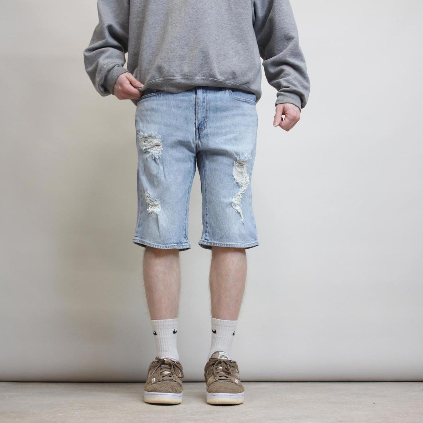 Levi's jean shorts W33
