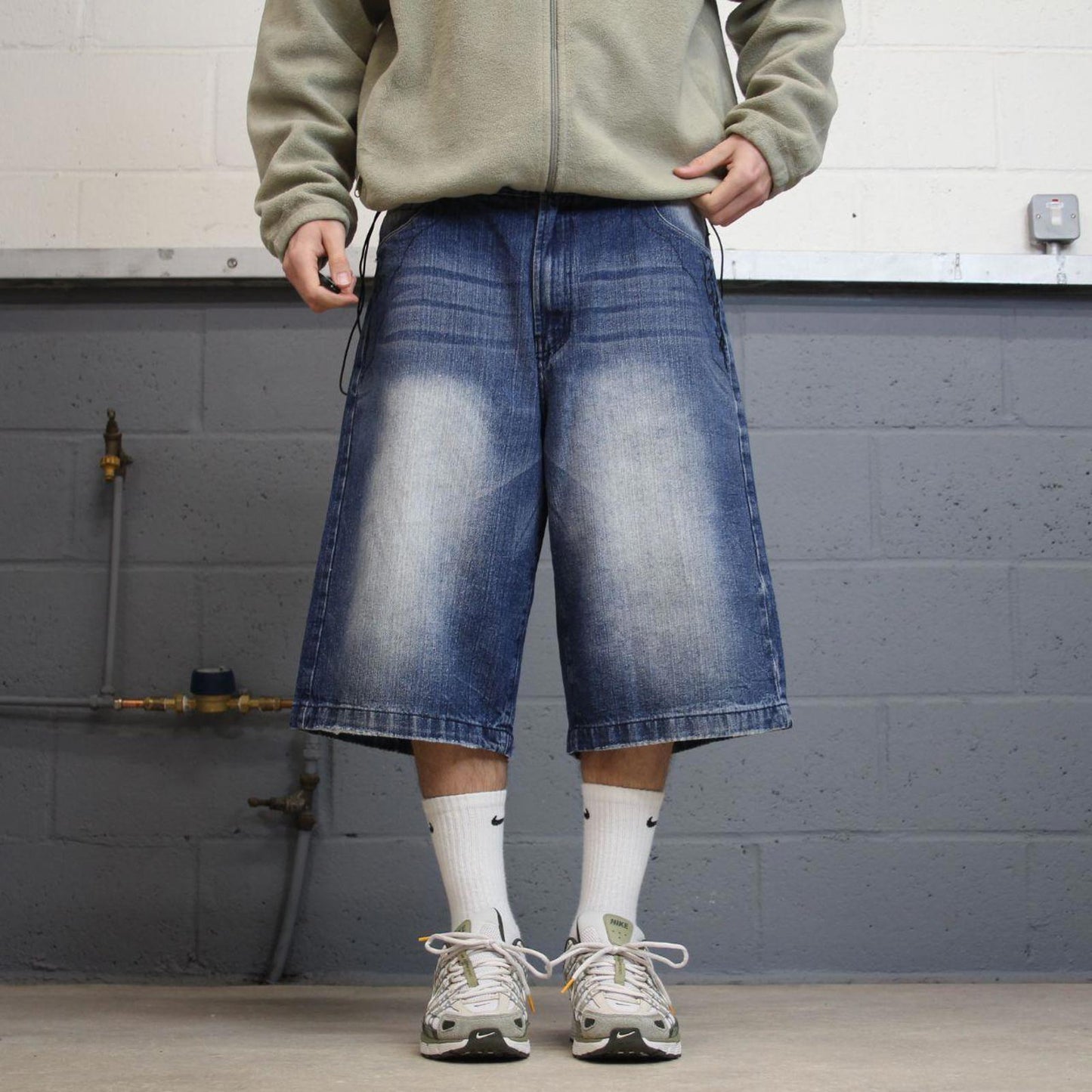 Y2k baggy denim shorts skater style blue Loose Brooklyn Xpress wide leg summer festival shorts