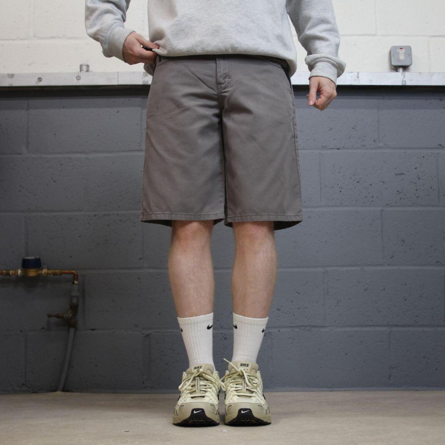 Dickies chino shorts loose grey Twill chino skater style shorts loose leg
