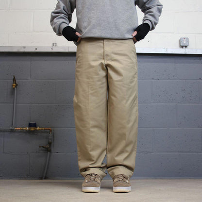 Vintage Y2k loose work pants beige Chino style Red Kap skate trousers workwear patch logo