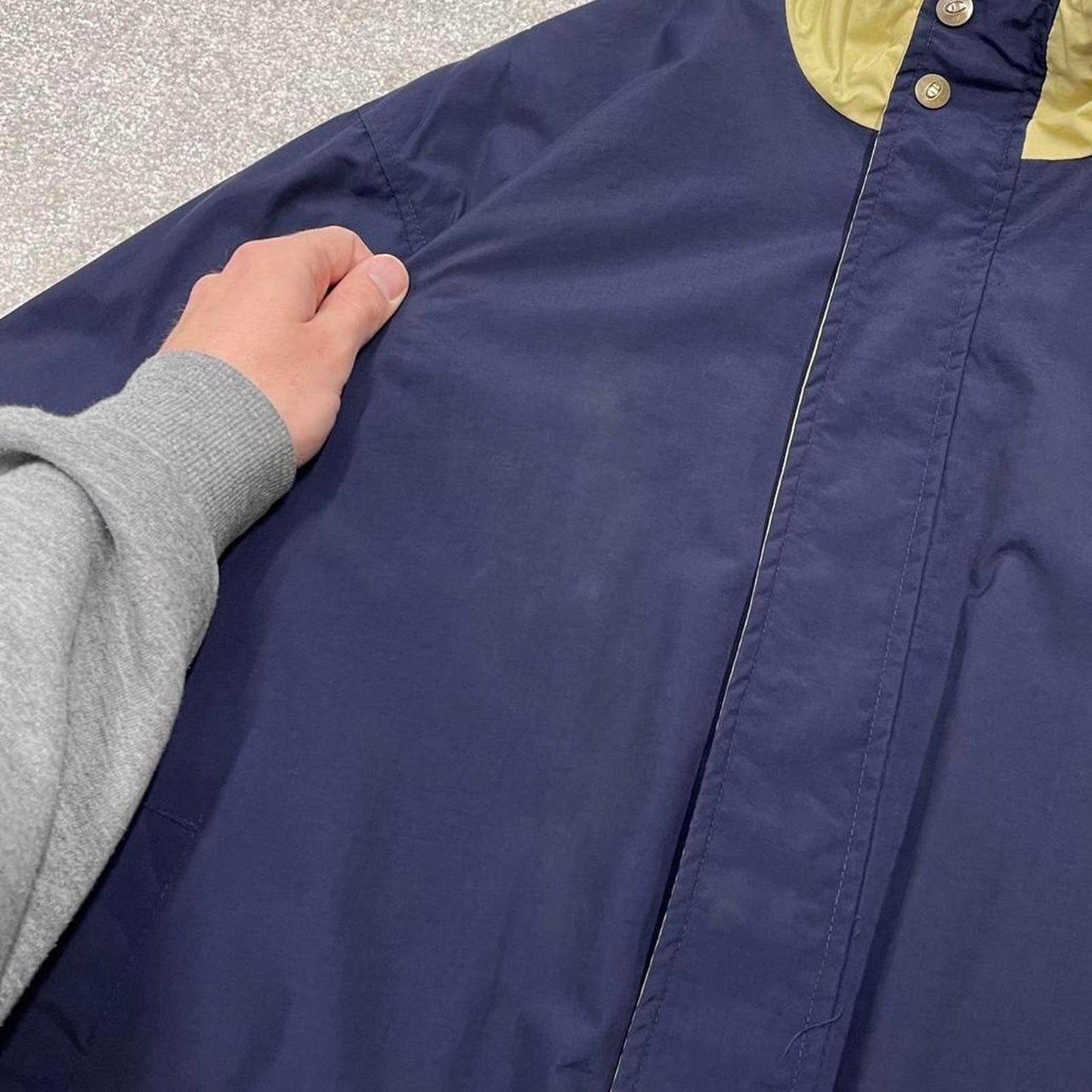 Vintage Champion technical windbreaker jacket M mens navy y2k full zip boxy bomber coat embroidered