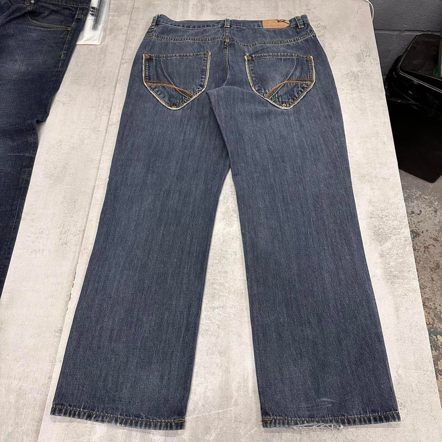 Embroidered Rocawear jeans W38 L32