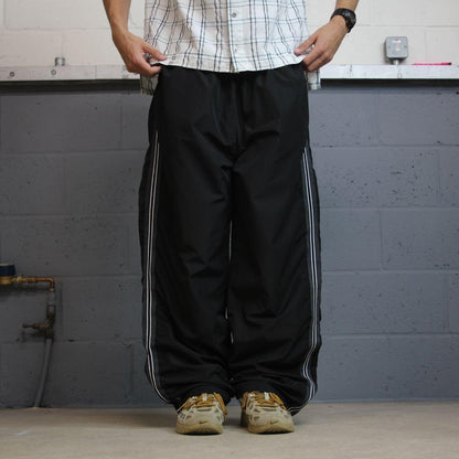 Vintage Russell Athletic baggy tracksuit bottoms black XXL wide leg mesh lined track pants